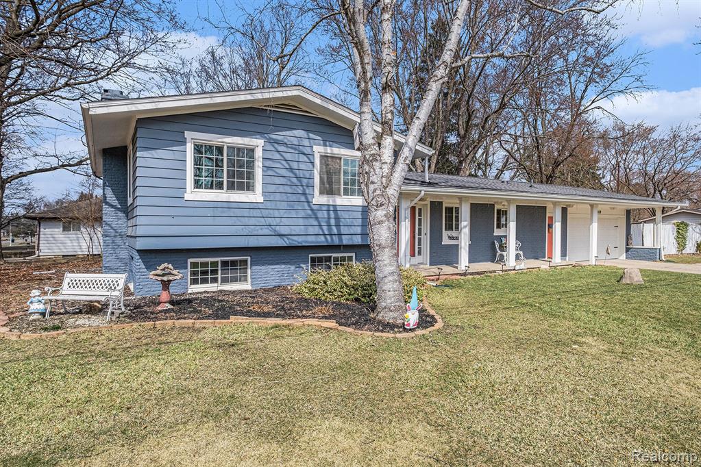 5169 OTTAWA Street, Burton, MI 48509 — Photo 24