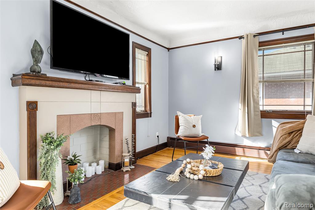 604 W Hudson Avenue, Royal Oak, MI 48067 — Photo 56