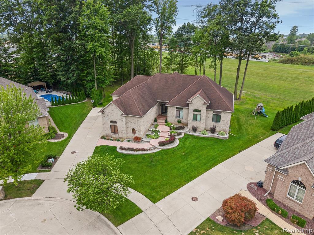 52041 Loon Court, Shelby Twp, MI 48315 — Photo 63