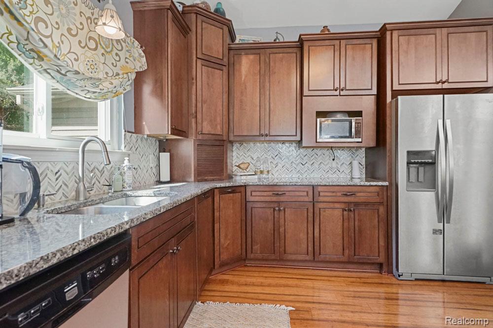 9450 SANDLEWOOD Court, Whitmore Lake, MI 48189 — Photo 28