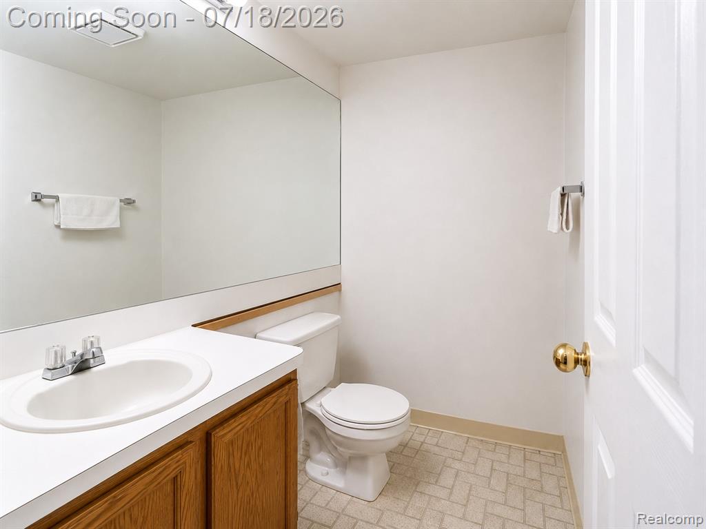 7482 Sheffield, West Bloomfield, MI — Photo 27
