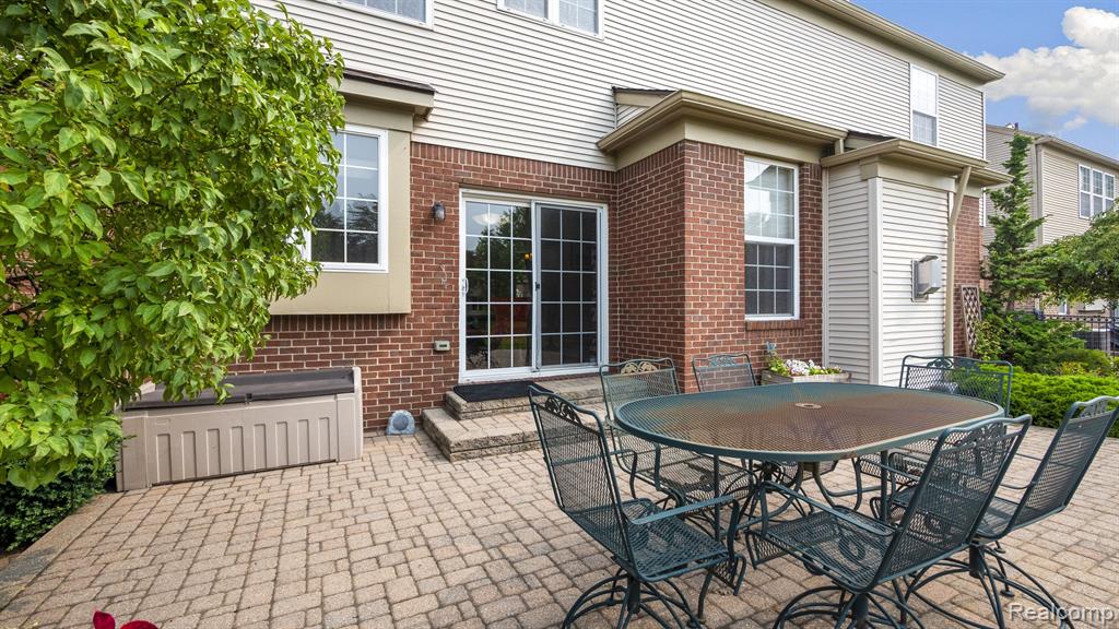 7164 MILLROCK Avenue, Shelby Twp, MI 48317 — Photo 17