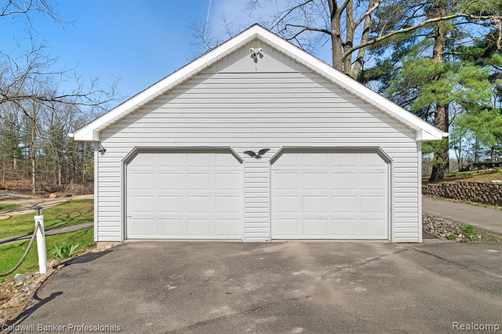 4710 BRUNK Drive, Otter Lake, MI 48464 — Photo 59