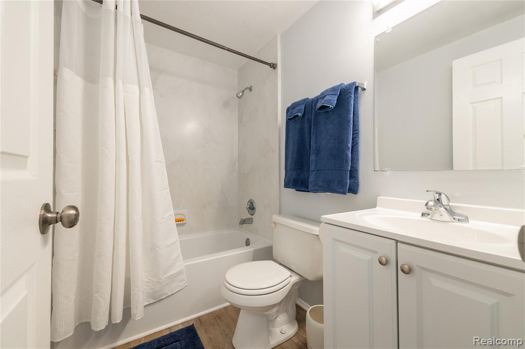 1954 E Franklin Drive, Canton, MI 48187 — Photo 19