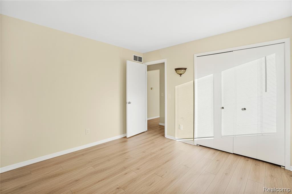 6068 Hearthside Place, Grand Blanc, MI 48439 — Photo 44