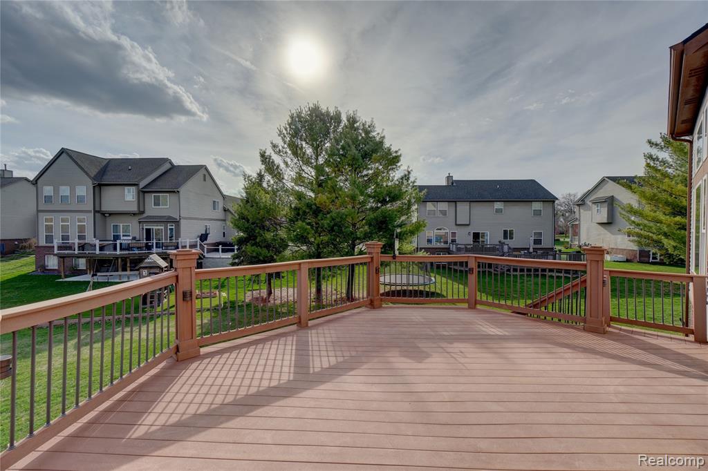 8599 Hummingbird, Commerce Twp, MI 48382 — Photo 12