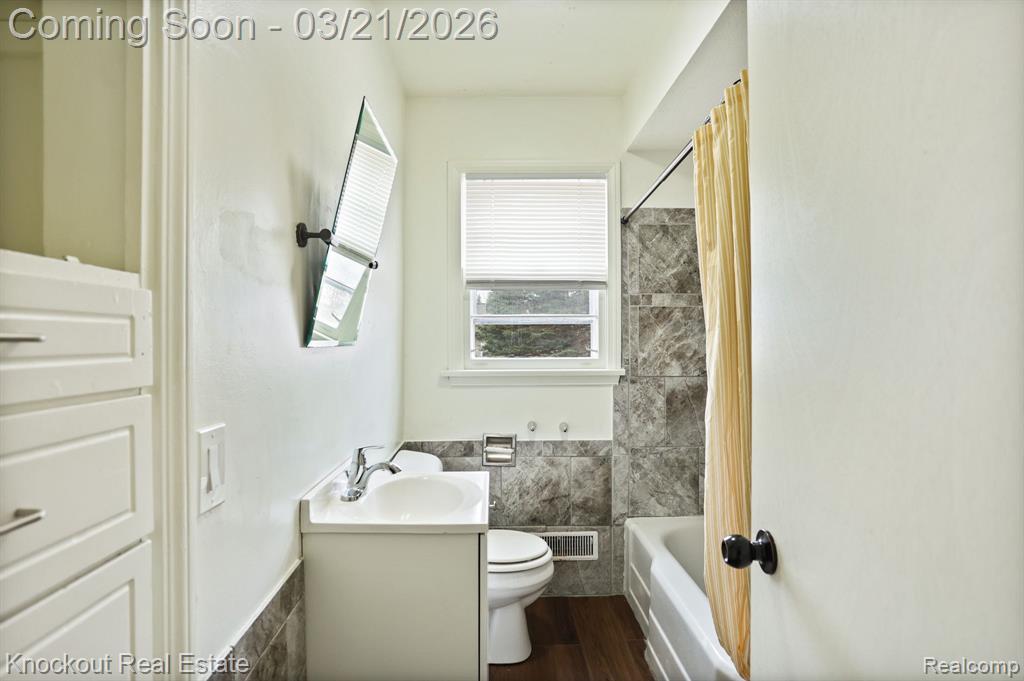 1060 Cross Street, Saginaw, MI 48602 — Photo 20