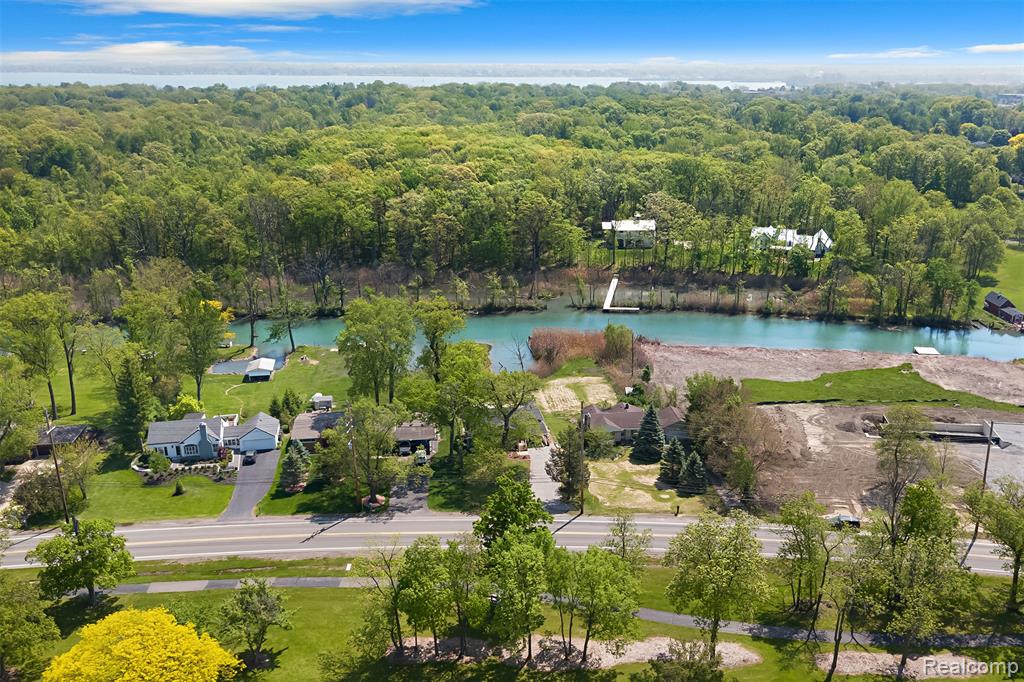 22827 Meridian Road, Grosse Ile, MI 48138 — Photo 8