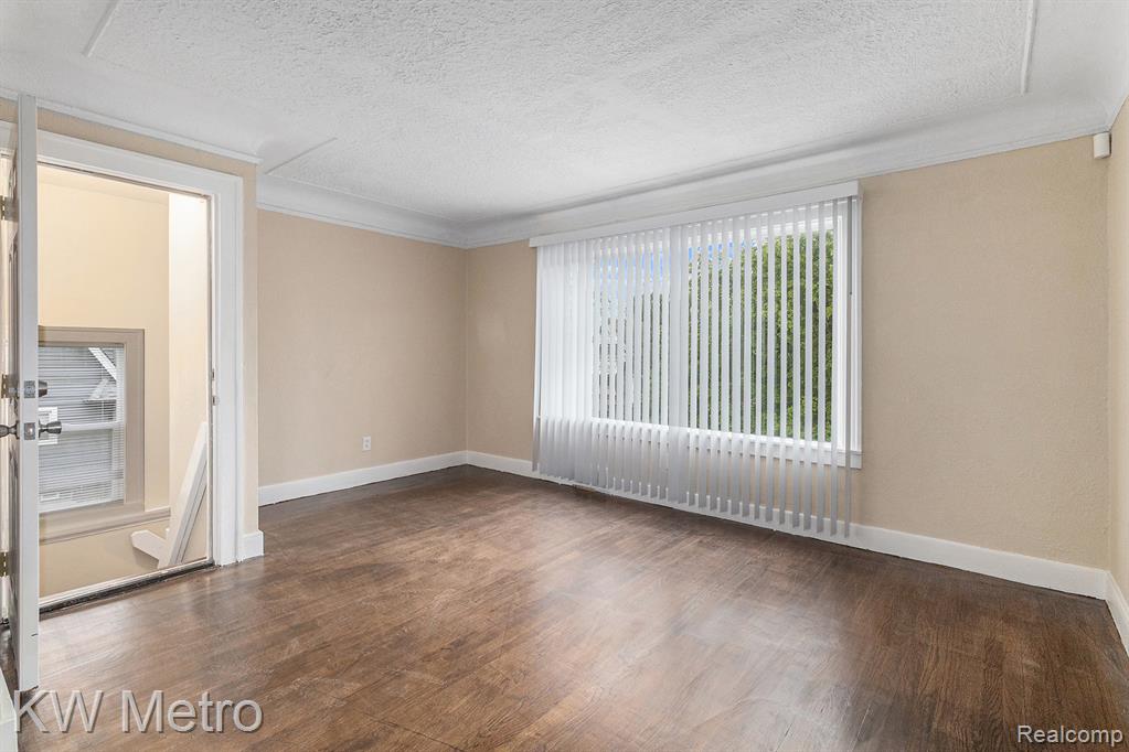 5025 Somerset Avenue, Detroit, MI 48224 — Photo 20