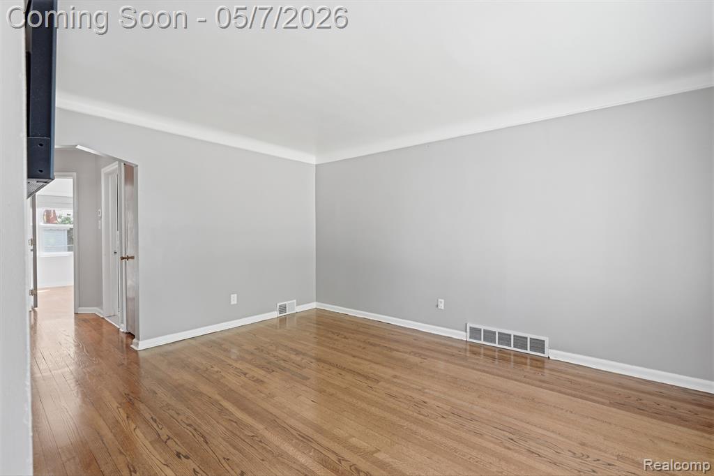 6595 Winona Avenue, Allen Park, MI 48101 — Photo 6