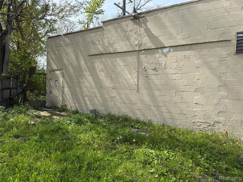 12582 E McNichols Road, Detroit, MI 48205 — Photo 4