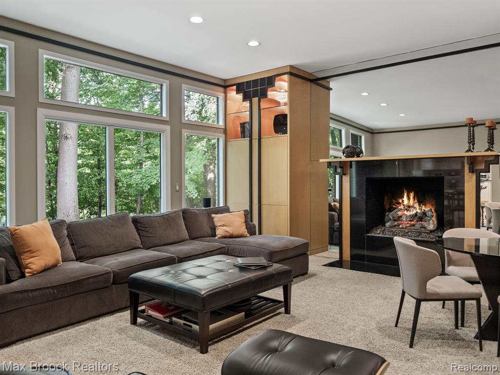 6224 Bromley Court, West Bloomfield, MI — Photo 20