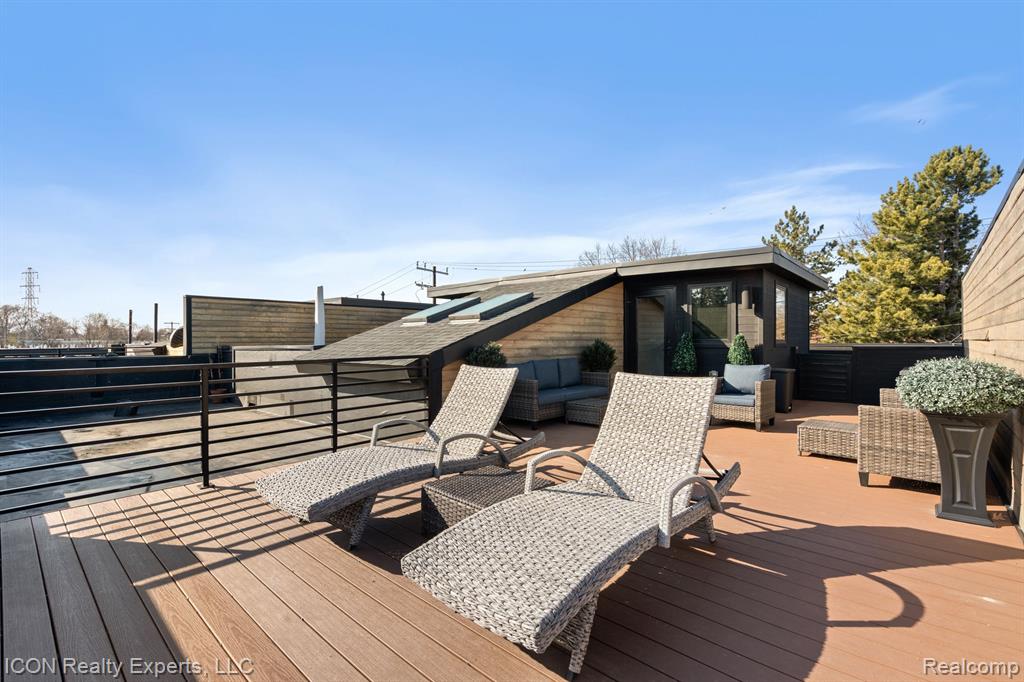 714 E PARENT Avenue, Royal Oak, MI 48067 — Photo 45