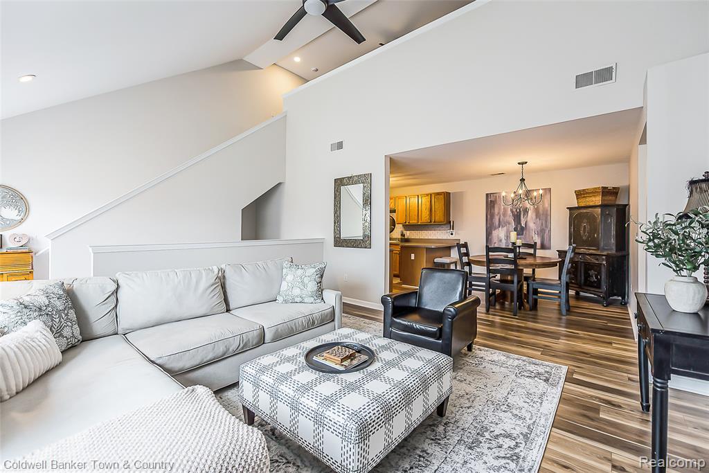 3377 Kneeland Circle, Howell, MI 48843 — Photo 5