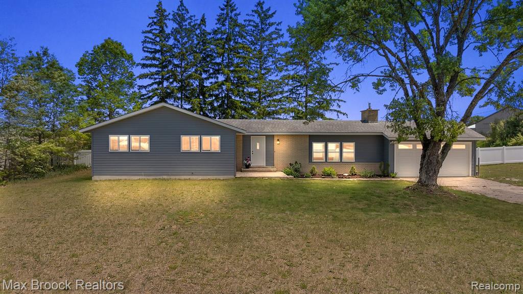 8580 Silver Creek Road, Whitehall, MI 49461 — Photo 3
