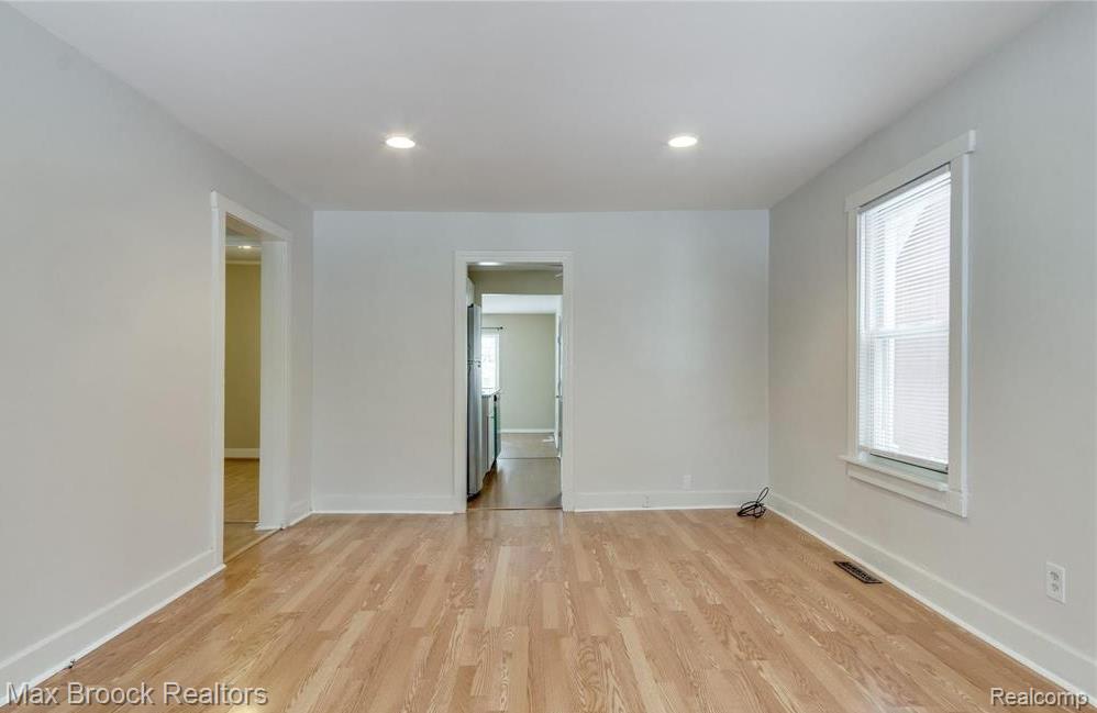 65 Maplefield Road, Pleasant Ridge, MI — Photo 13