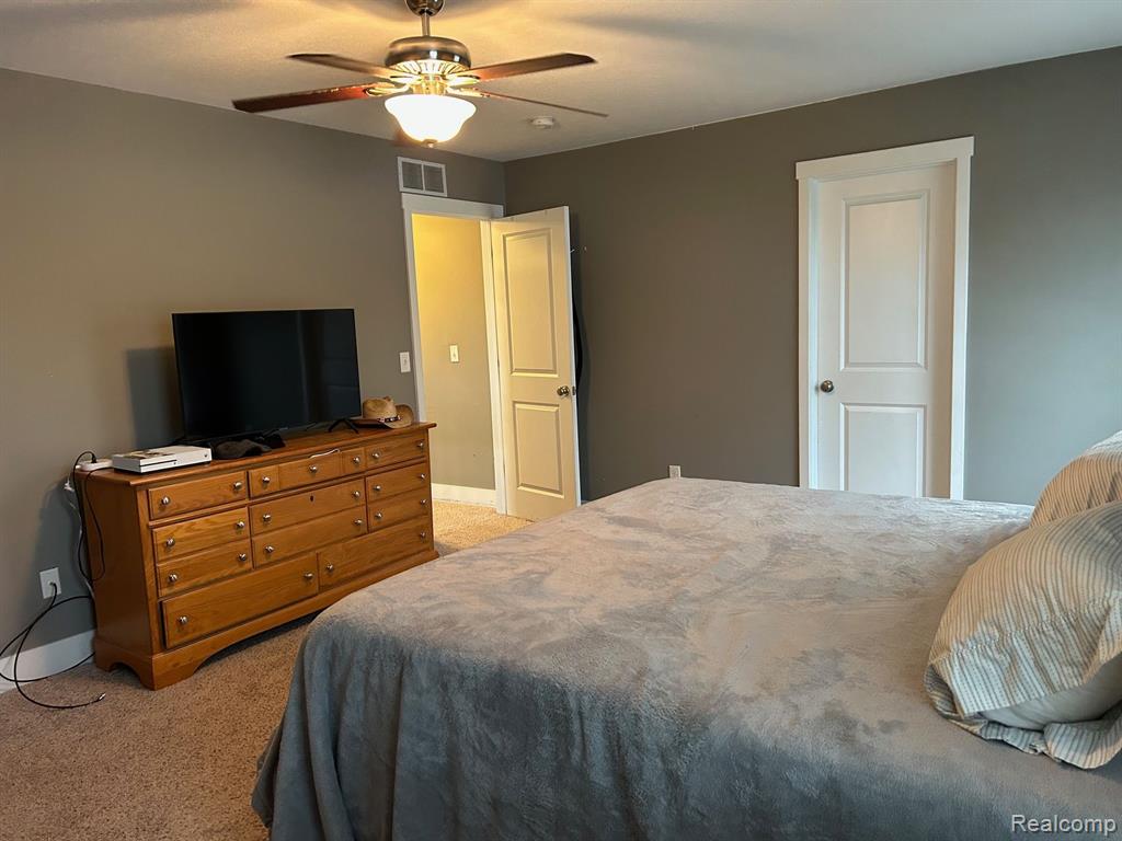 5736 HYDE PARK Avenue, Kalamazoo, MI 49009 — Photo 23