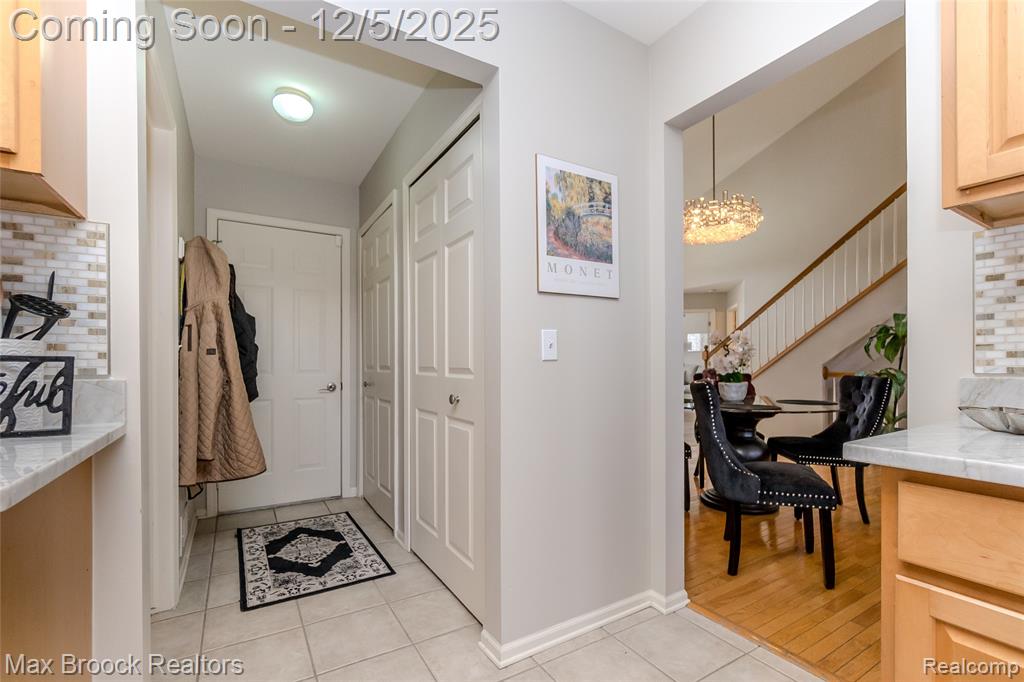 6157 Lochmore Drive, Commerce Twp, MI 48382 — Photo 27