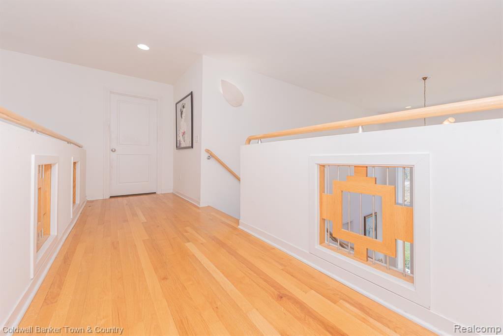 9945 ROLLING GREENS Drive, Pinckney, MI 48169 — Photo 39