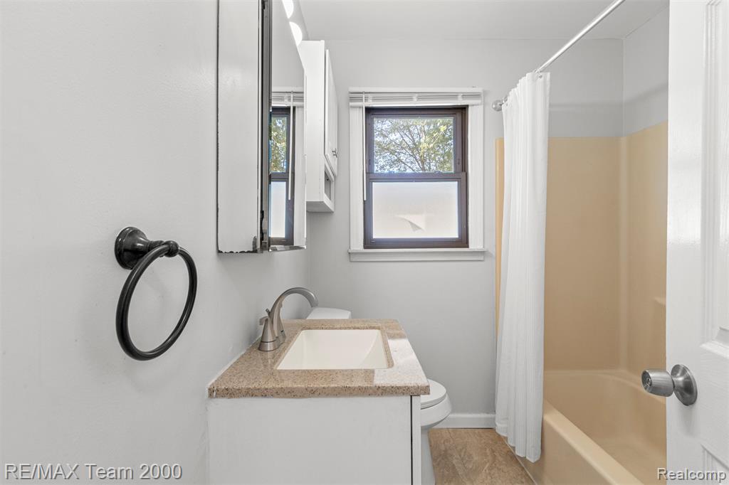 4973 Ziegler Street, Dearborn Heights, MI 48125 — Photo 18