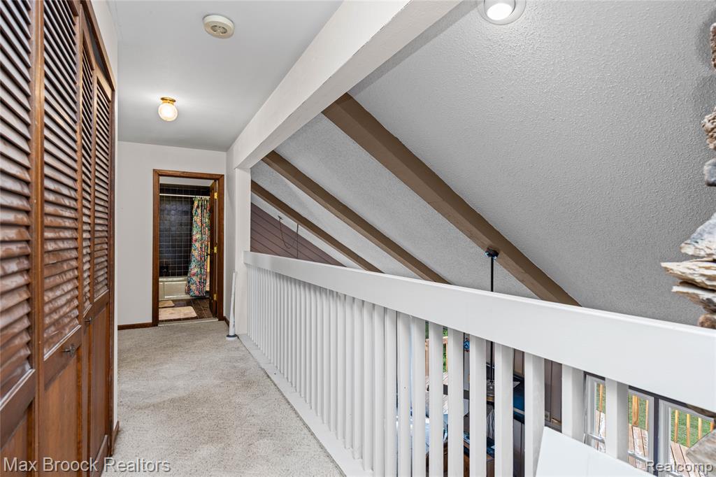 4622 Fleck Drive, Hartland, MI 48430 — Photo 33