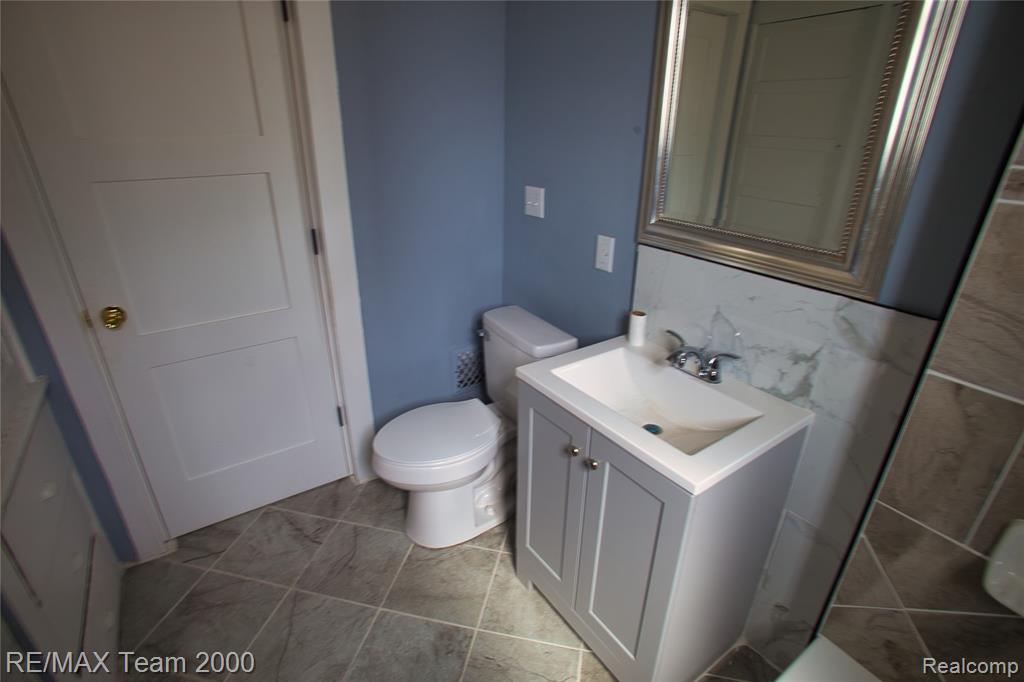 6100 Ironwood Street, Detroit, MI 48210 — Photo 8