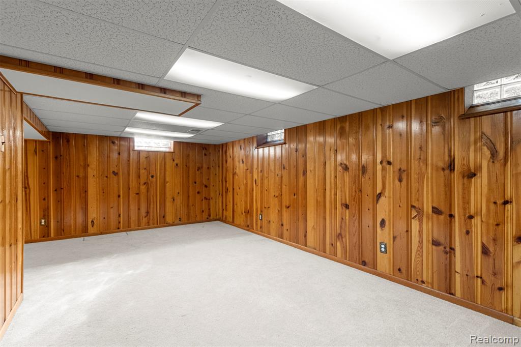7241 Lucerne Street, Dearborn Heights, MI 48127 — Photo 31