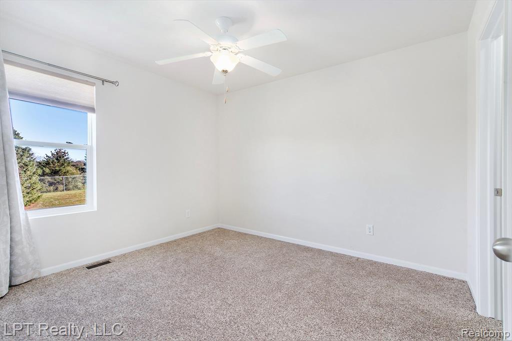 481 Elm Street, Chelsea, MI 48118 — Photo 20