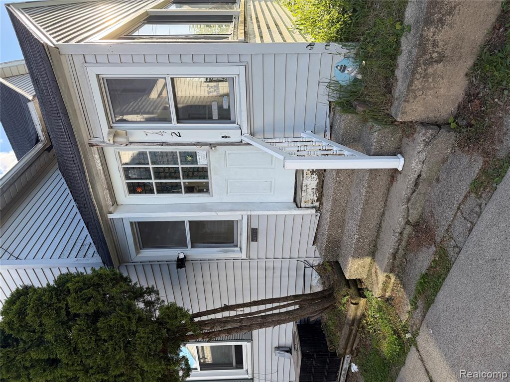 742 Olympia Street SW, Grand Rapids, MI 49503 — front exterior
