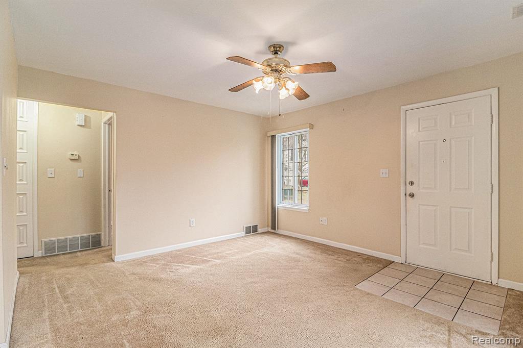 38147 SHERWOOD Street, Westland, MI — Photo 4