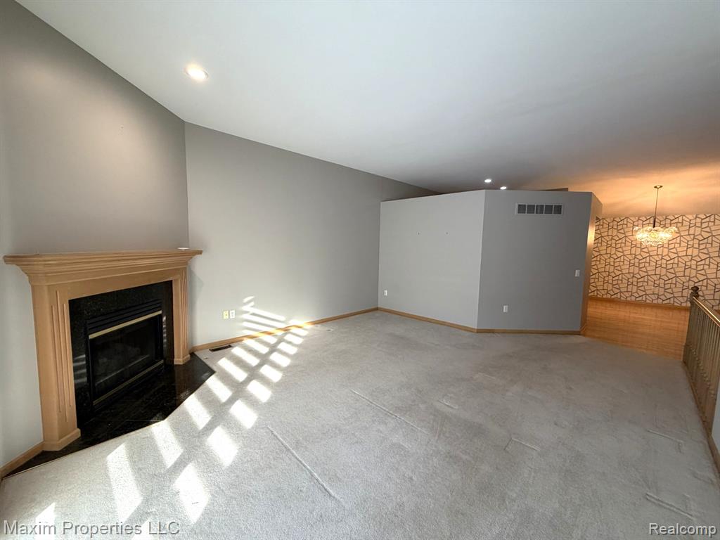 4460 Spruce Court, 135, Warren, MI 48092 — Photo 9