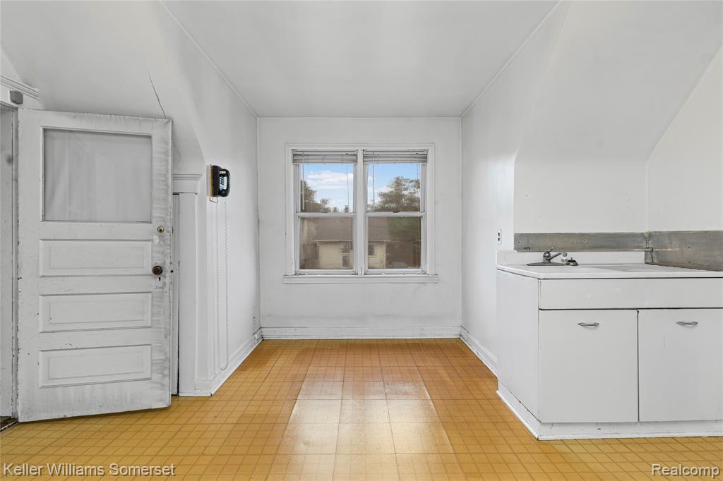 8151 Dayton Street, Detroit, MI 48210 — Photo 31