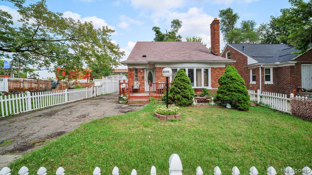 15120 Whitcomb Street, Detroit, MI 48227