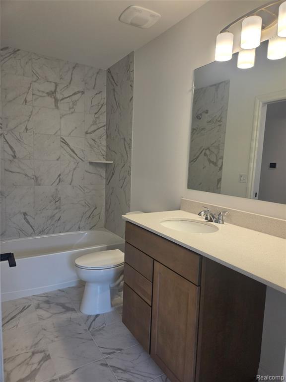 60671 TOWN SQUARE Street, New Hudson, MI 48165 — Photo 39