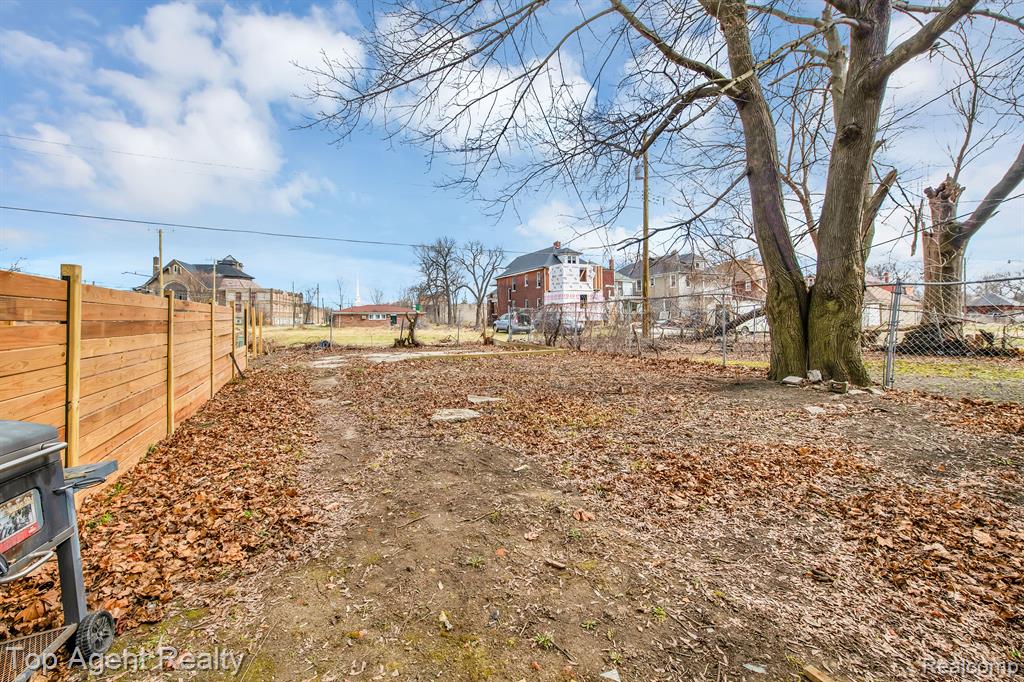6080 16TH Street, Detroit, MI 48208 — Photo 25