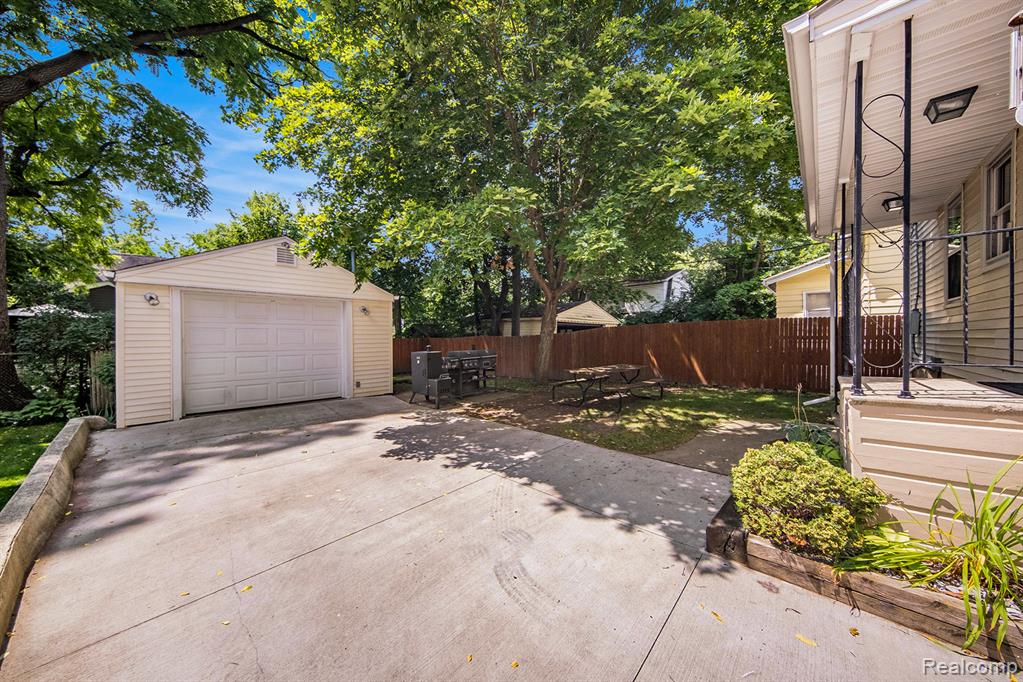 924 Woodlawn Avenue, Ann Arbor, MI 48104 — Photo 27