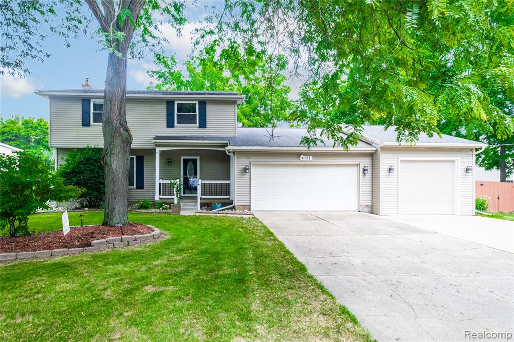 4191 Knollwood Drive, Grand Blanc, MI 48439 — front exterior