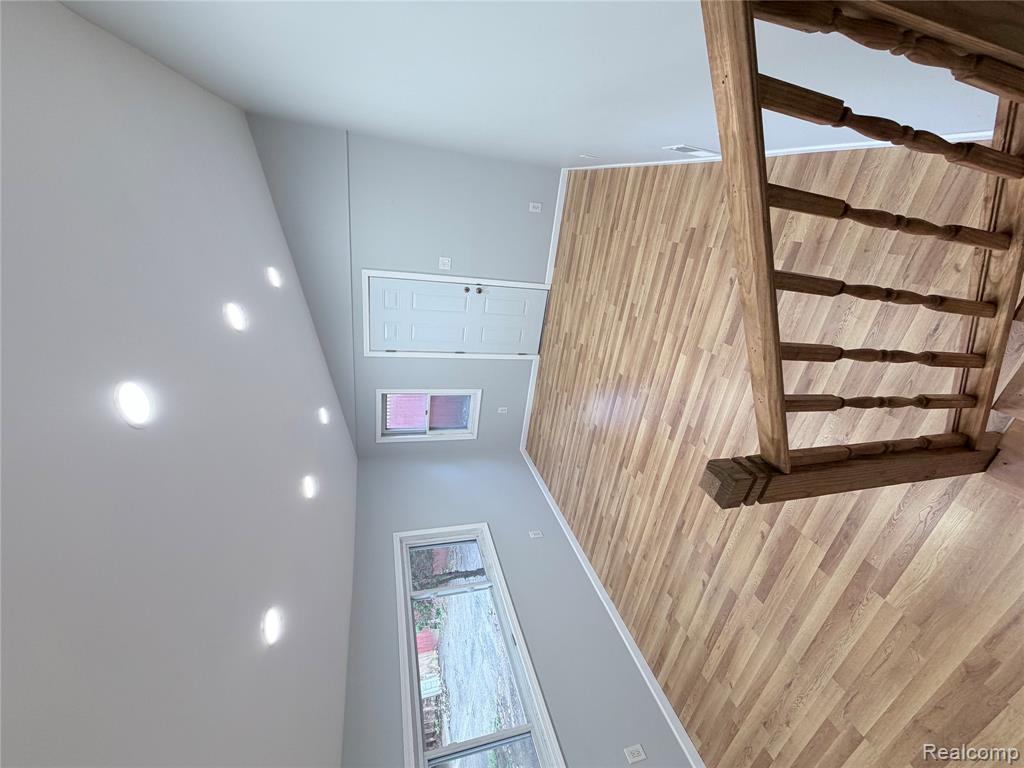 19940 Strasburg Street, Detroit, MI 48205 — Photo 12