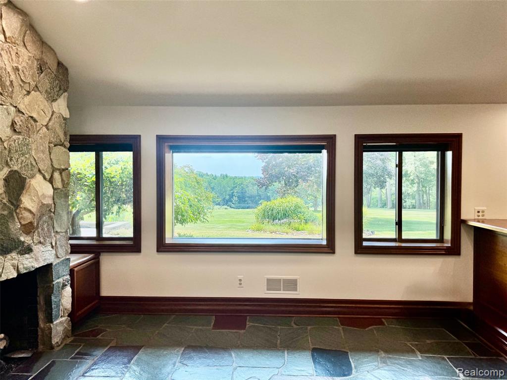 2250 E Dryden Road, Metamora, MI 48455 — Photo 12