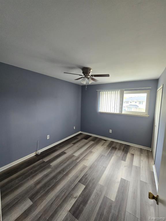 8583 WINCHESTER Drive, Sterling Heights, MI 48313 — Photo 15