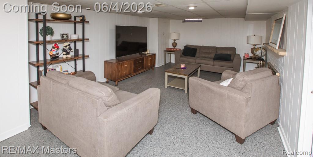 13443 Chestnut Street, Southgate, MI 48195 — Photo 33