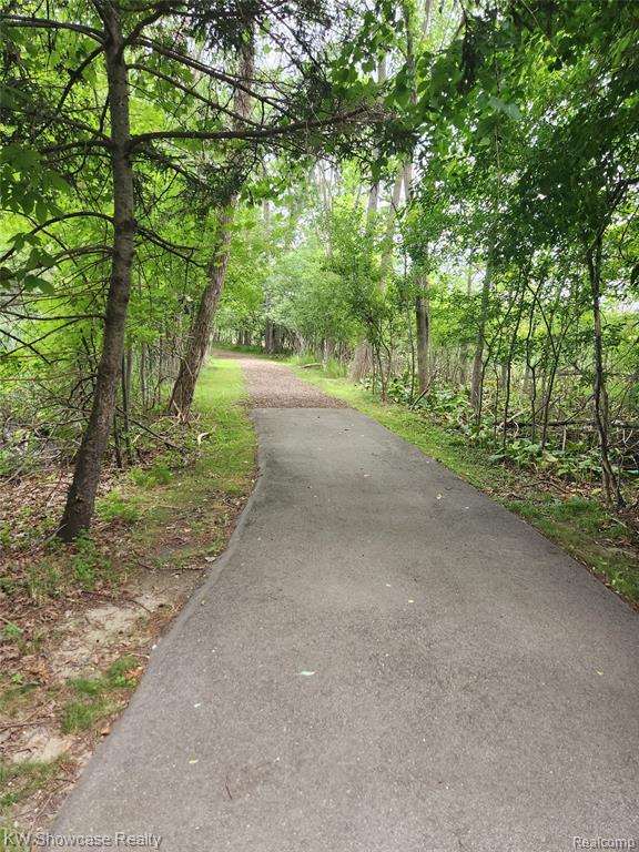 4896 Harbor Point Drive Drive, Waterford, MI — Photo 9