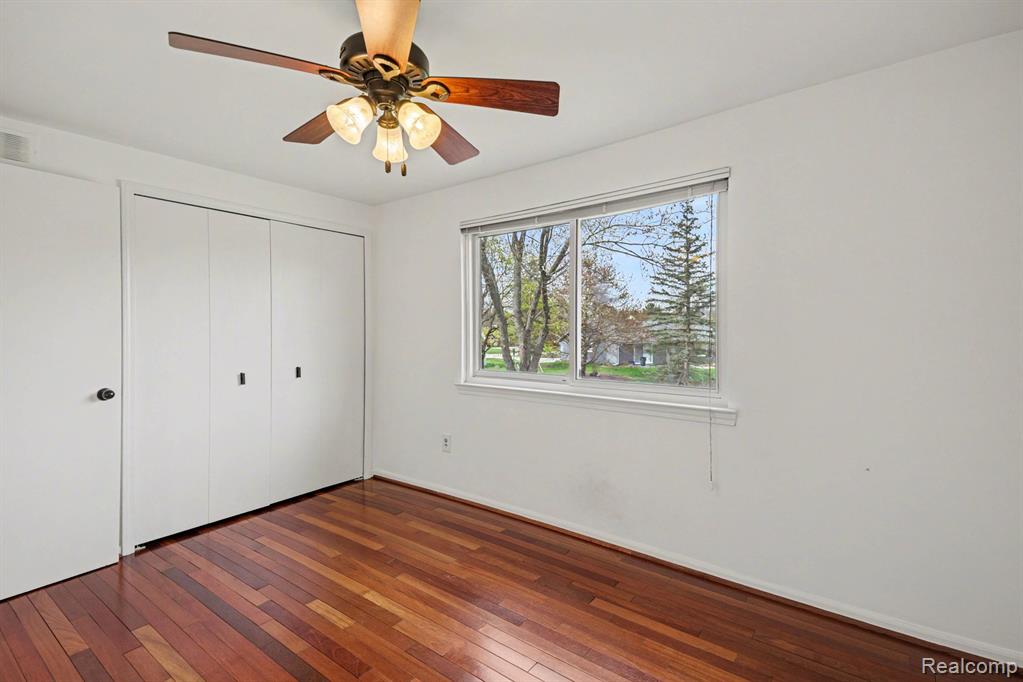 5040 Patrick Road, West Bloomfield, MI — Photo 16