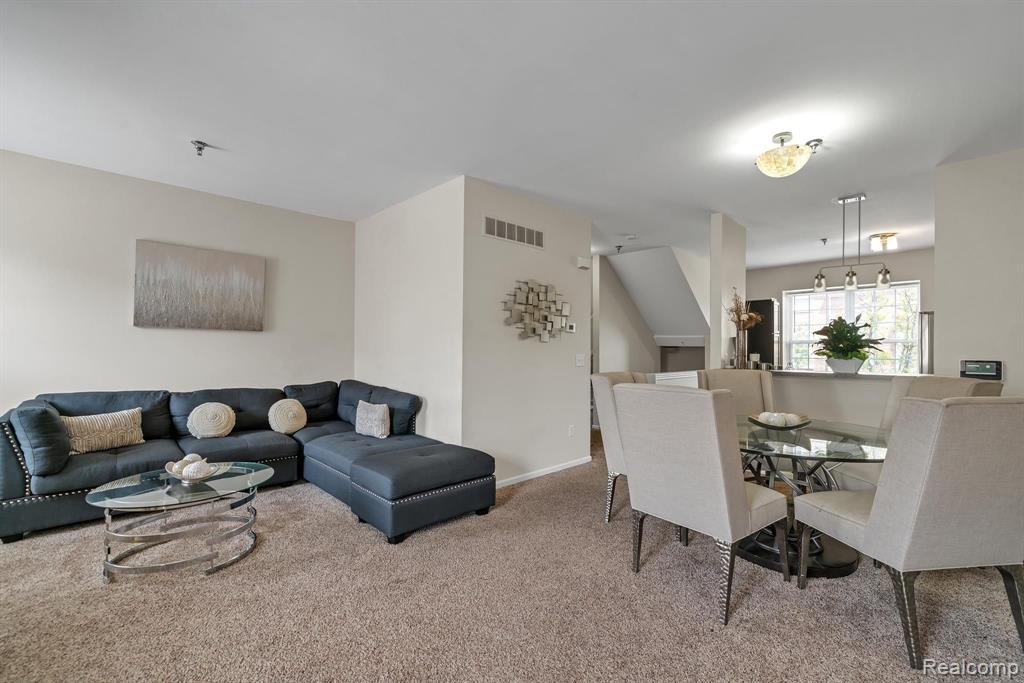25298 SAINT JAMES, Southfield, MI 48075 — Photo 9