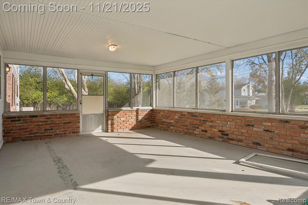 5593 Woodwind Drive, Bloomfield Hills, MI 48301 — Photo 36