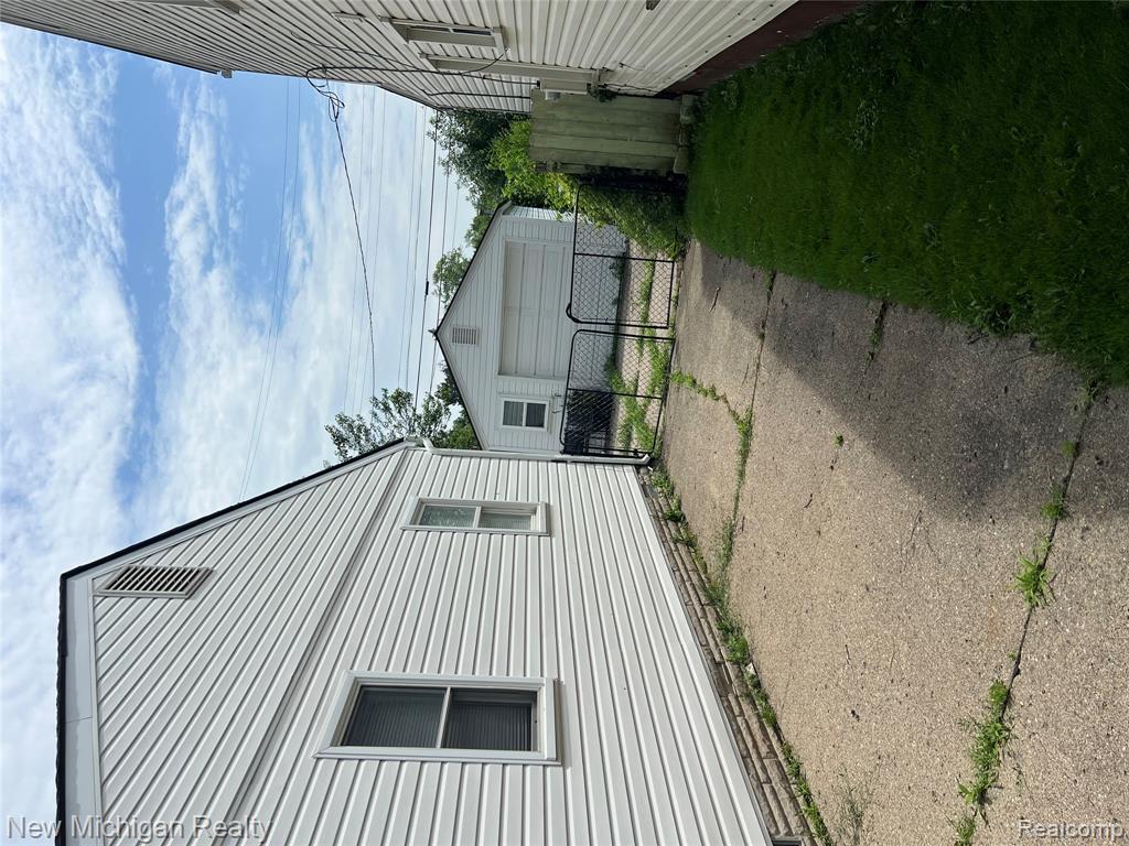 5659 CLIPPERT Street, Dearborn Heights, MI 48125 — Photo 29