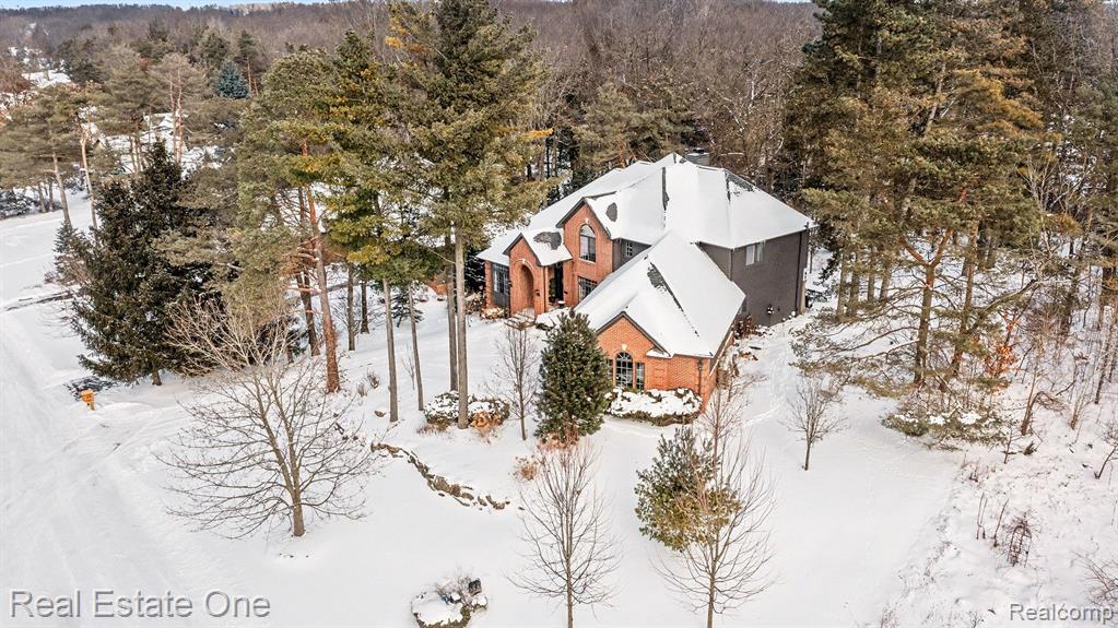 7907 Brookwood Drive, Clarkston, MI 48348 — Photo 36