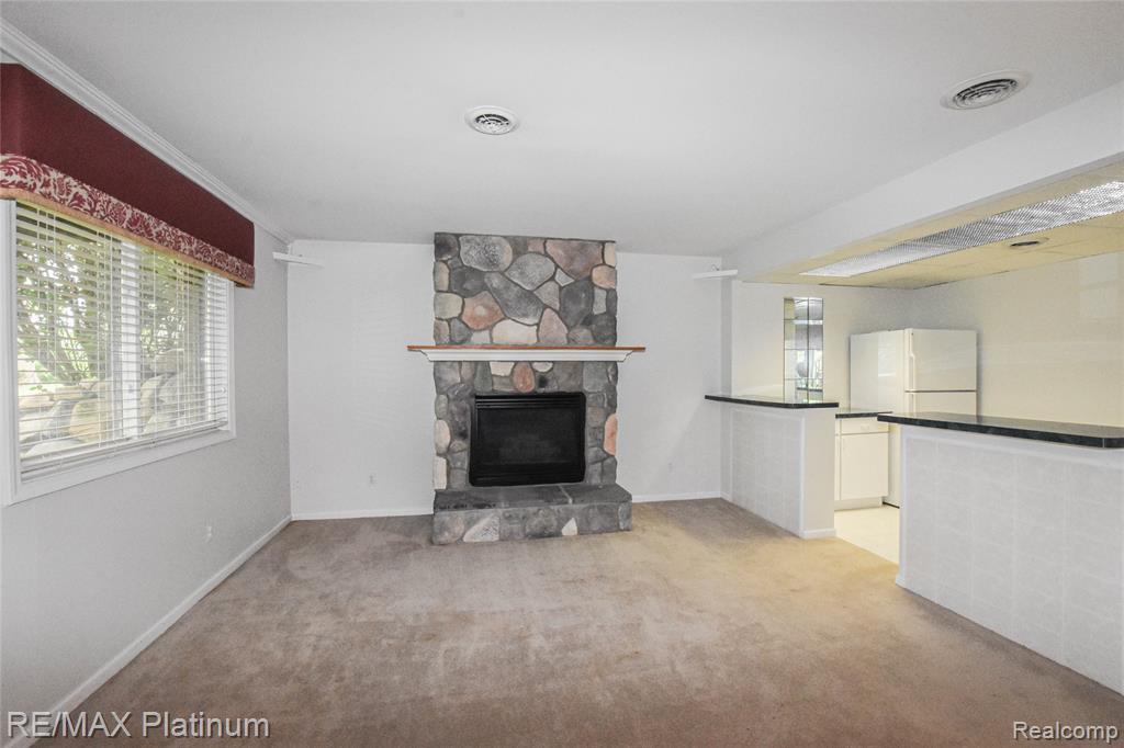 8342 ISLANDVIEW Court, Brighton, MI 48114 — Photo 48