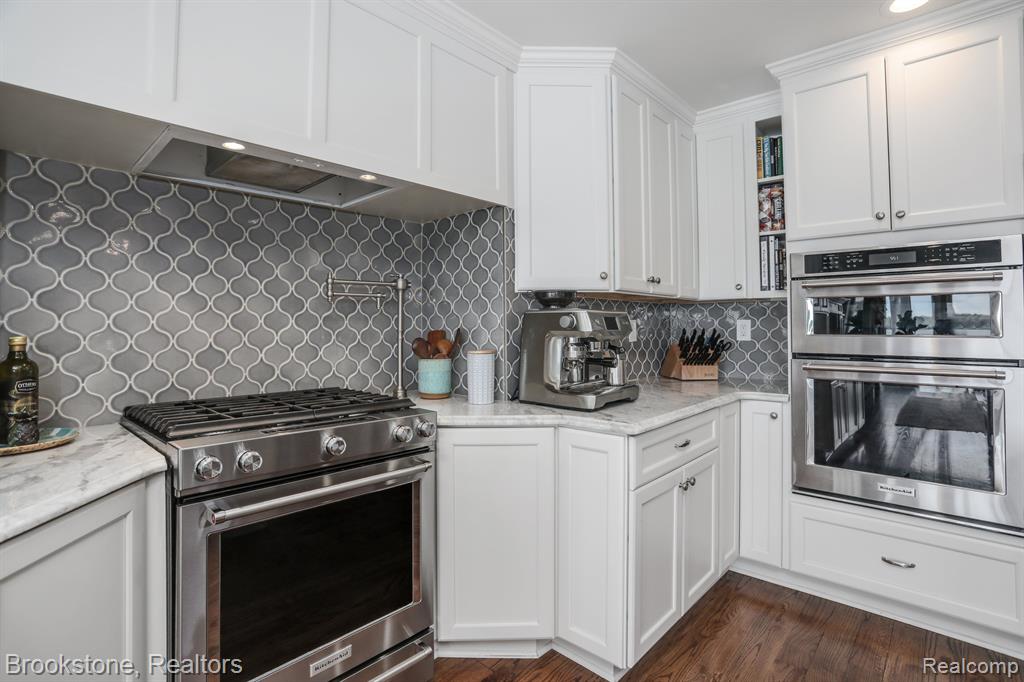 7503 LOCKLIN, West Bloomfield, MI 48324 — Photo 12
