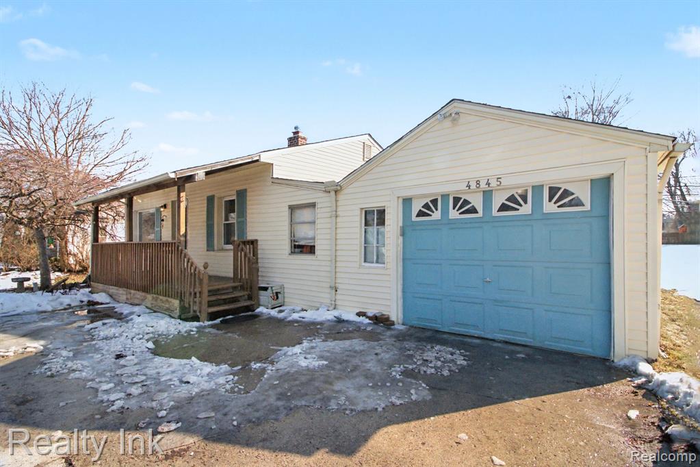 4845 Hatchery Road, Waterford, MI 48329 — Photo 2
